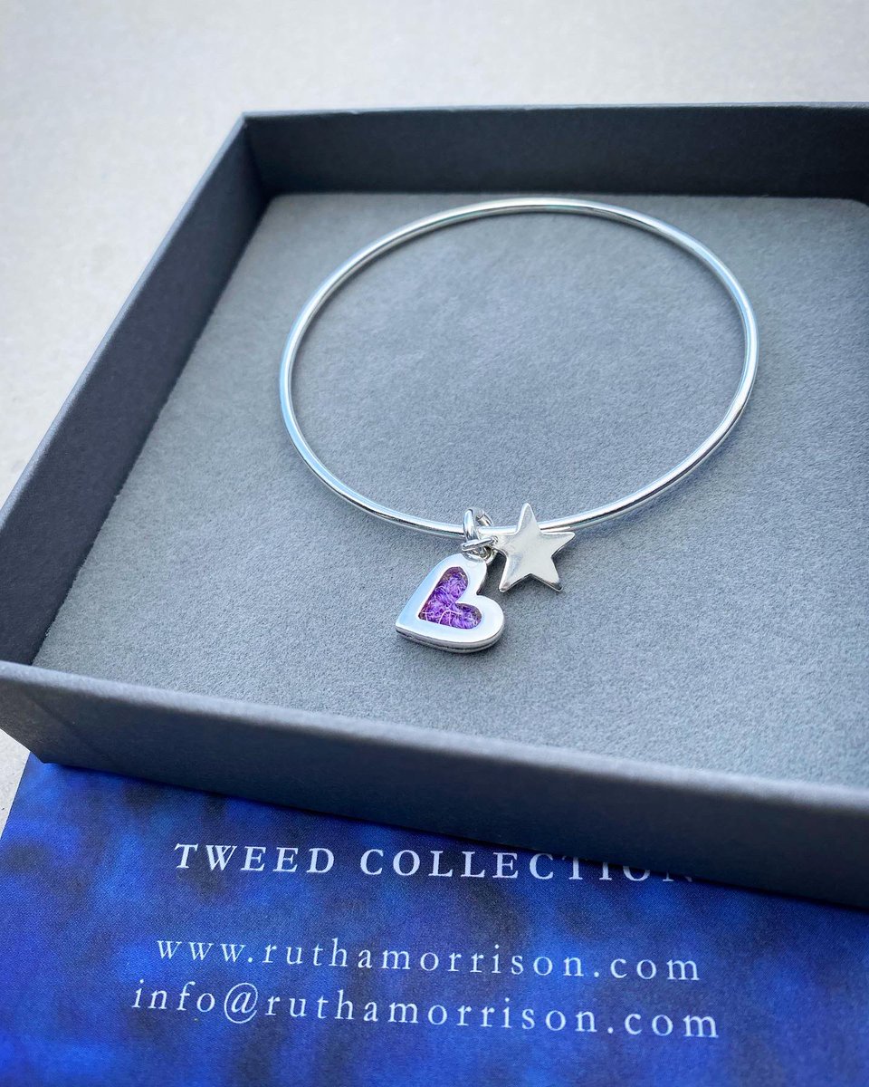 ruthamorrison's tweet photo. Heart and Star Bangle made for a special little girl π #heartbangle #handmade #handmadebangles #harristweed #loveharristweed #silver #silverbangle #isleofharris #kidsjewellery #heart #heartbangles #star #specialgifts #tweed https://t.co/jWyuNG3eym