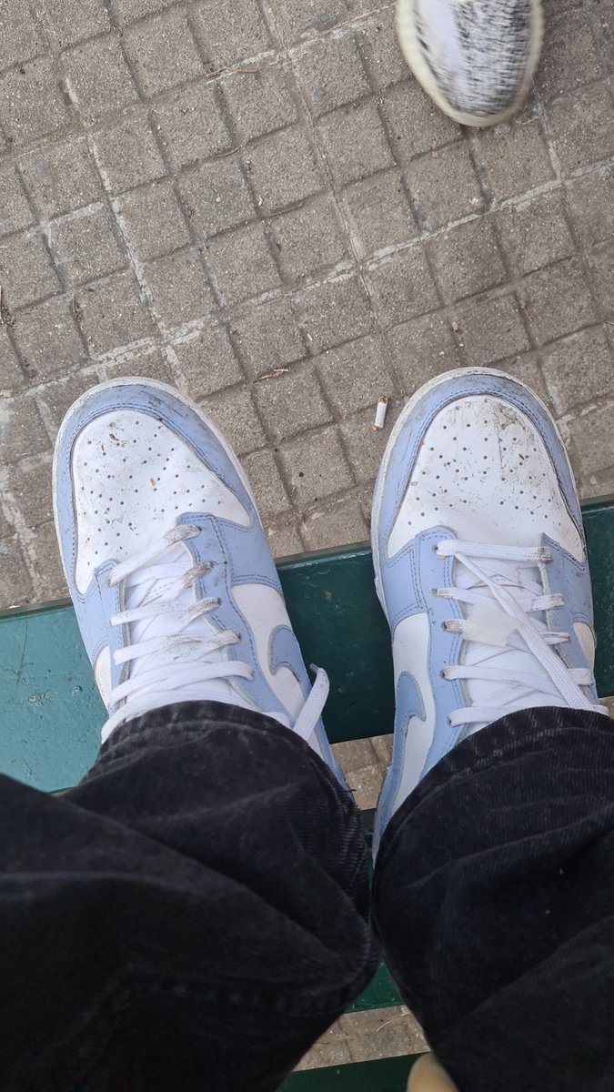maciaaaaaaas's tweet photo. No salgas de fiesta con tus zapas fav.
#dunks #SneakPeek https://t.co/FDel67tYrw