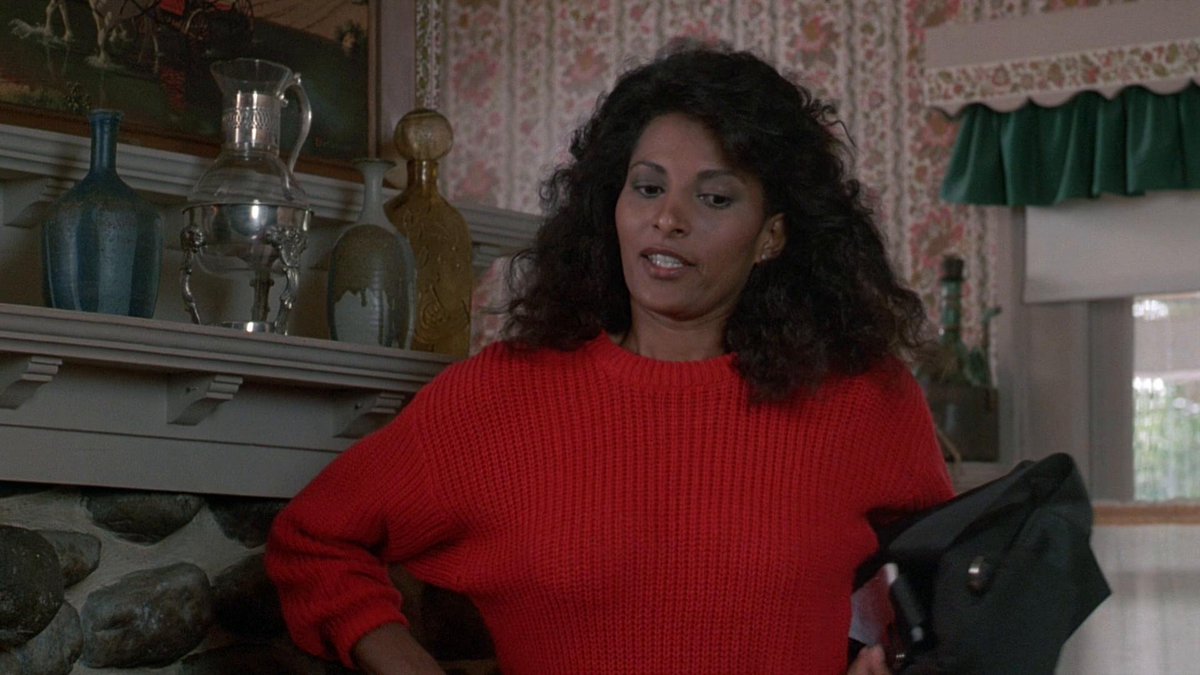 Stand Alone (1985) by #AlanBeattie

w/ #CharlesDurning #PamGrier #JamesKeach

A World War II vet is pushed to the limit when gang members and drug dealers take over his neighborhood.

'They invaded his home. They threatened his family. Now he's fighting back the only way he can.'