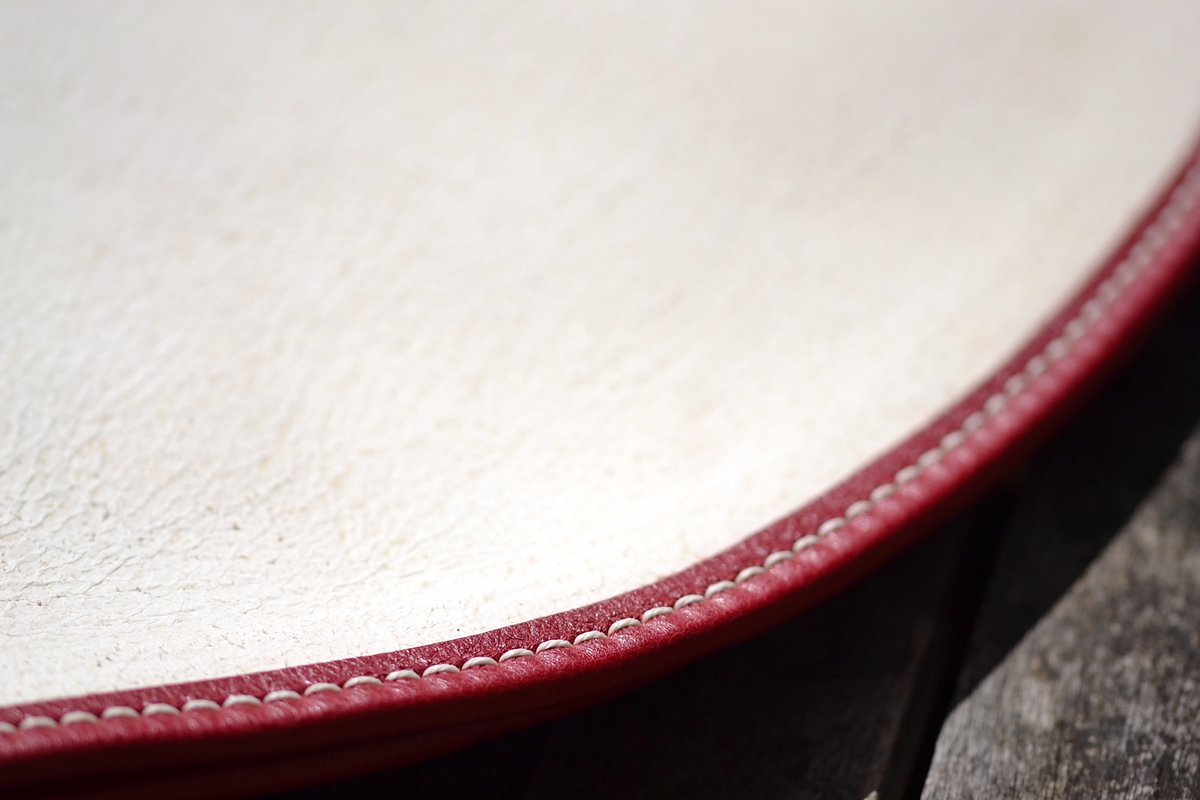 XBoderiou's tweet image. Boderiou Sheepskin pipe bags : here we go again...
Shipping to Brittany, USA, Scotland, Germany and Belgium today! 🙂
boderiou.com/en/product/bod…
#shippingday
#handstitchedpipebag
#sheepskinbag