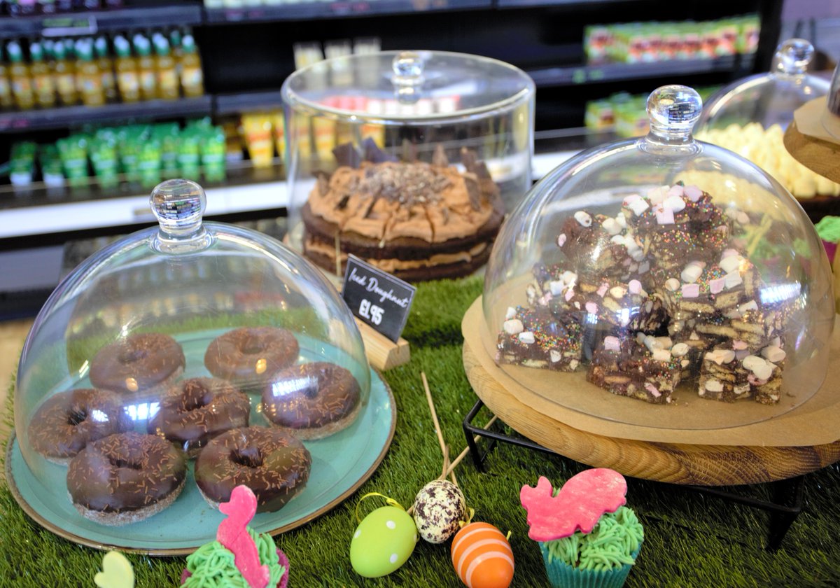 Easter is almost here...and to prepare we have a beautiful display of Easter cakes and treats in the Sedum Restaurant including our Easter cupcakes🧁🍰 

#easter #cake #easterfood #restaurant #chocolate #eastercake #chessington #foodie #foodinspiration #foodinspo #surrey