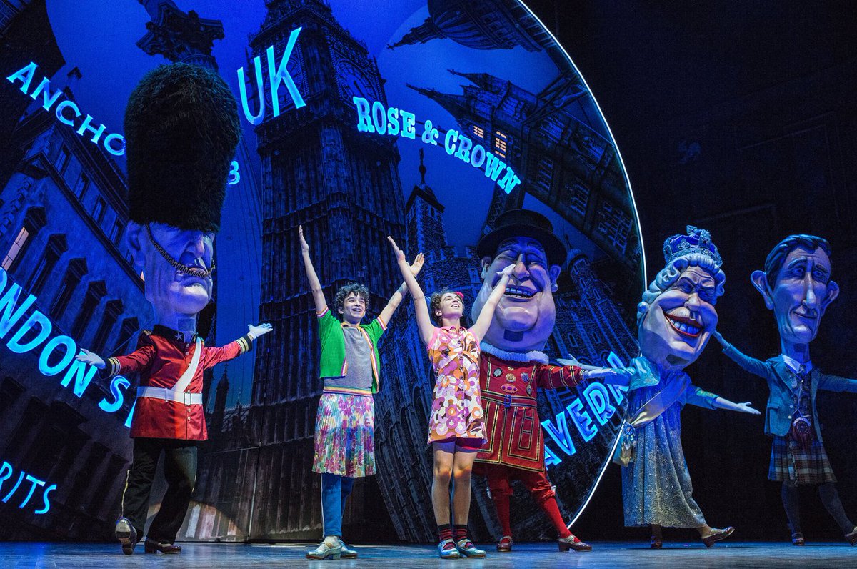 Hoy se celebra el Día Mundial del Arte, y desde aquí no podemos dejar de pensar en el derroche de talento y puro arte que nos ofrece el elenco de BILLY ELLIOT ❤
¿Ya has venido a ver el musical en #Barcelona? ¡Cuéntanos tu experiencia!