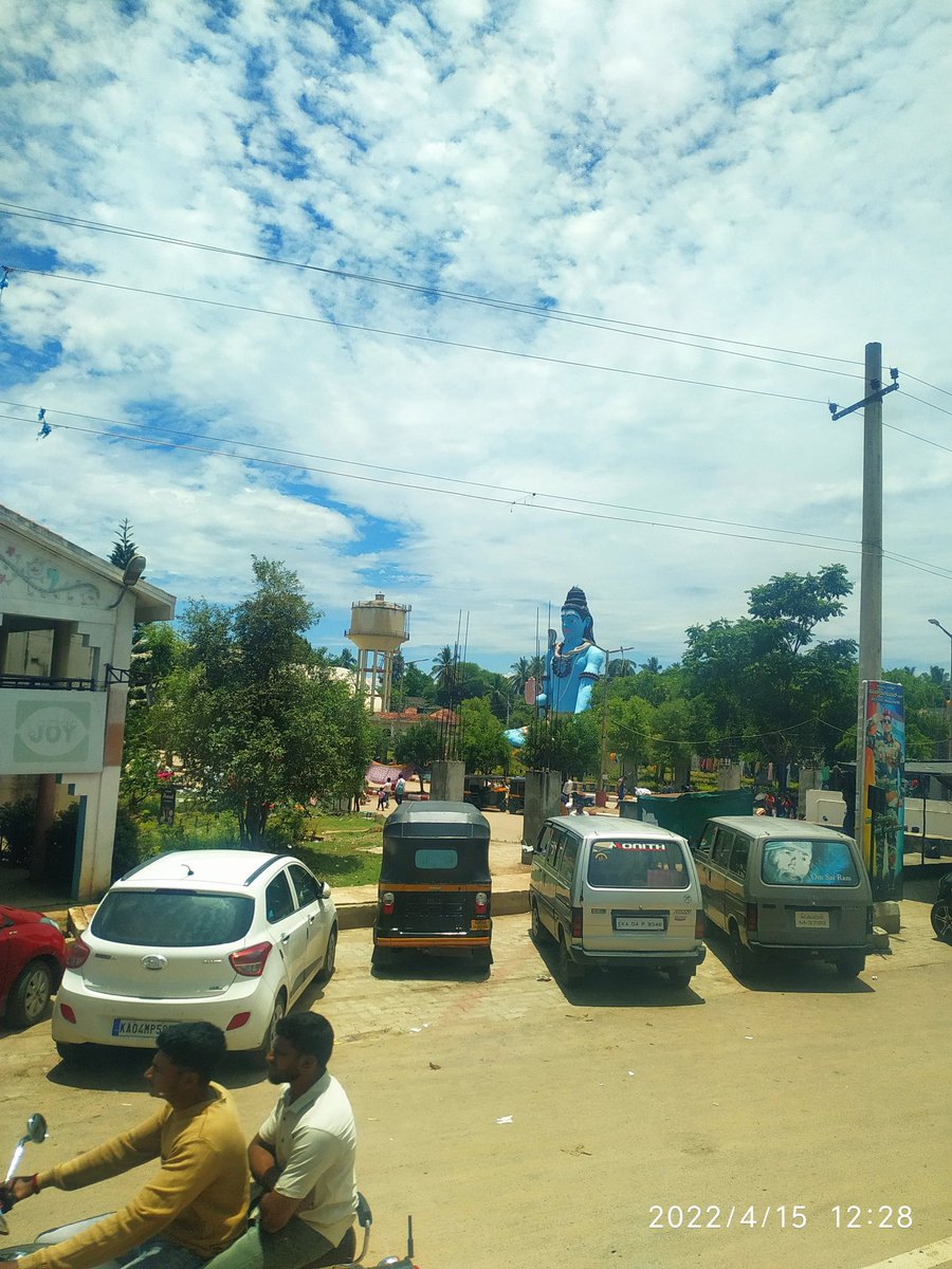 saysatheesh's tweet photo. Nanjangud Shiva Temple... On the way
#ClickOnTheMove https://t.co/5EgLDNeTgA