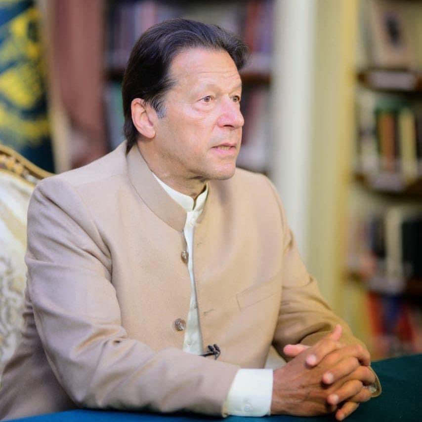 MujahidKhan47's tweet photo. You better apologise to jemima that you left her for these disgraceful people, go to the UK and live happily there. We don't deserve you, we are slaves and we will remain slaves. 

#امپورٹڈ_حکومت_نامنظور 
#Jemima https://t.co/uLWGA5r8vx