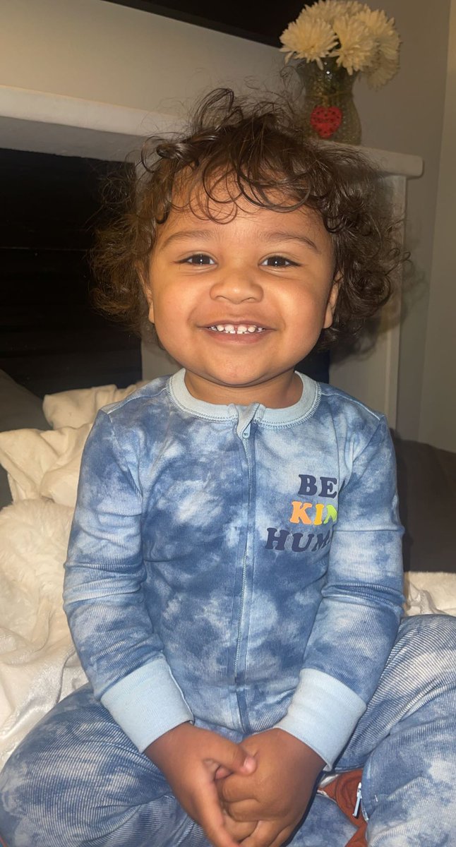 essay_are's tweet photo. Blessing your timeline with my sweet smiley boy 🥺💛 https://t.co/xIL1BMiXkU