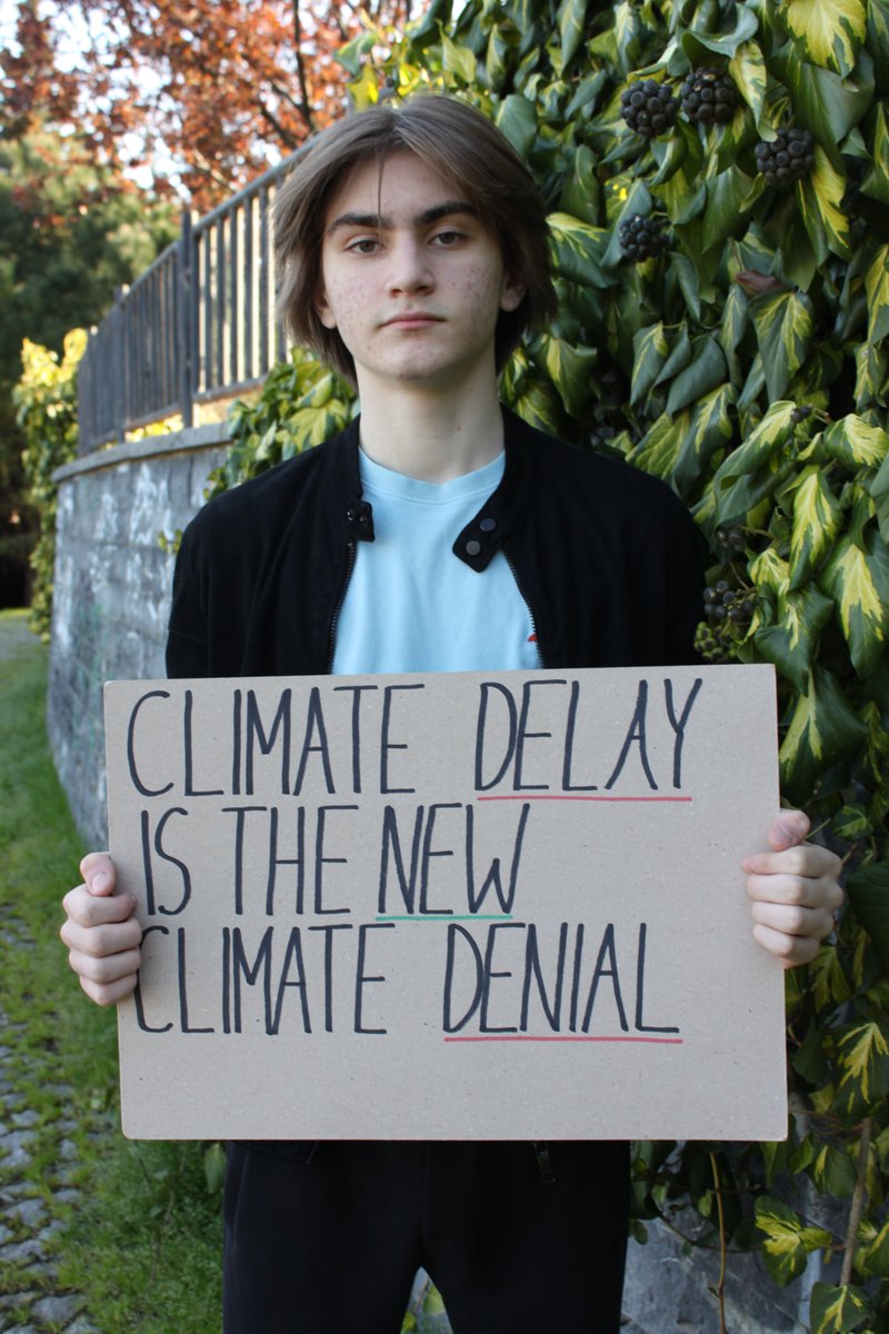 AtlasSarrafoglu's tweet photo. #ClimateStrike 
If claiming my future makes me a dangerous radical, then what would you call the fossil fuel companies burning my future?  

We need to act now… Stop the greed and act on it.

Listen to the science!
#UniteBehindTheScience

İklim için gecikmek yeni iklim inkârıdır https://t.co/6ci3EzqyYF