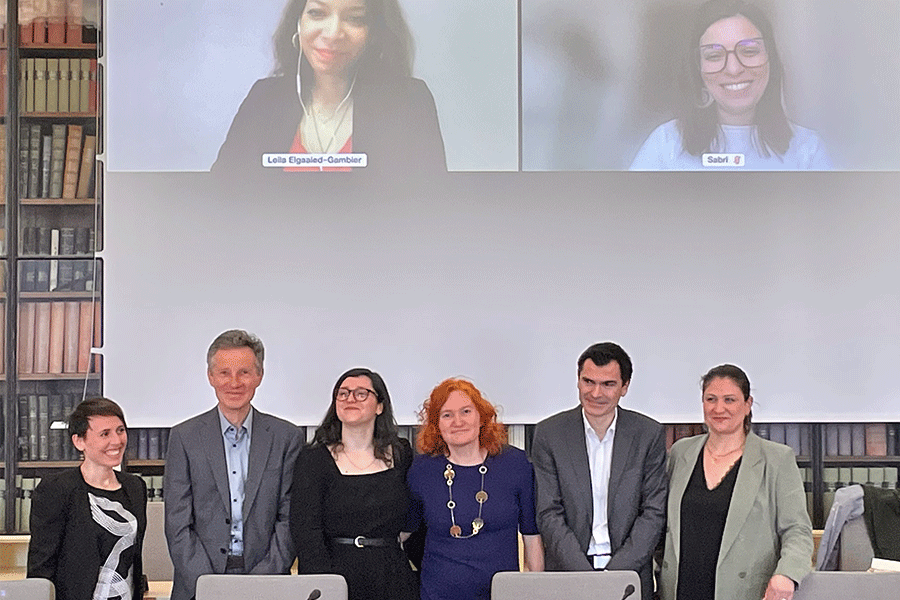 iaelyon's tweet photo. [#Nosexpertsenmanagement 💡] "Dénoncer le mauvais exemple, une stratégie publicitaire efficace ?" Soutenance de thèse de Iulia Nitu, sous la direction de Sonia Capelli (@CapelliSonia), Professeur des Universités en Marketing à l'iaelyon ➡ https://t.co/fN8hU9B99K / @LaboMagellan https://t.co/nVTITlocKl