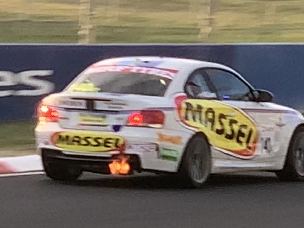 DamienBryan79's tweet photo. More Practice 2 #Bathurst6hr #B6HR https://t.co/17px39H90W