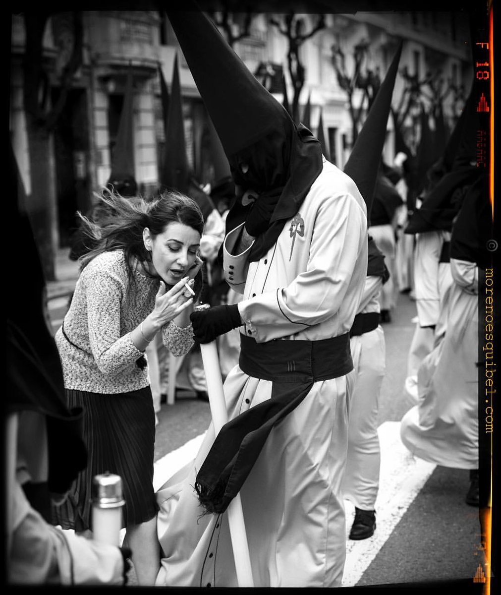 #bilbao #bizkaia #semanasanta #nikon #fotografobilbao.  #photography 📸<a href="/morenoesquibel/">moreno esquibel</a>