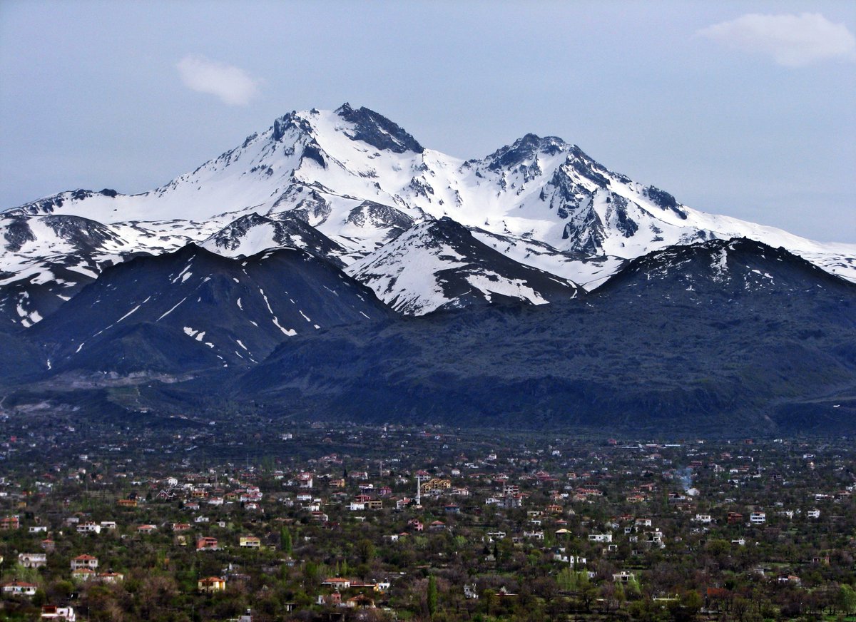 Görüneni görmezden gelmek, görmezden geldiğinizi değil sizi mevzunun/kadrajın dışına atar...