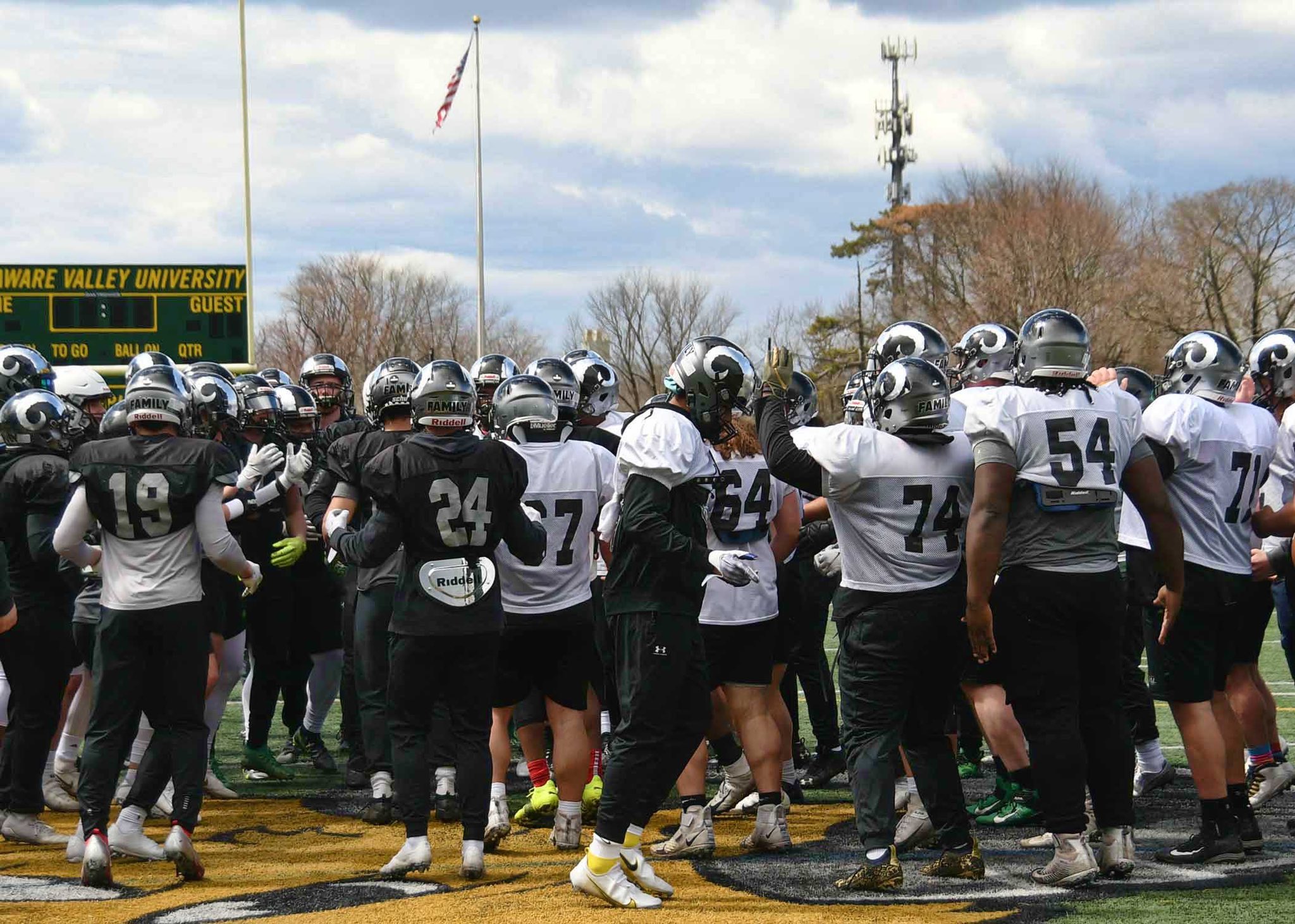 delaware-valley-university-football-on-twitter-new-season-same