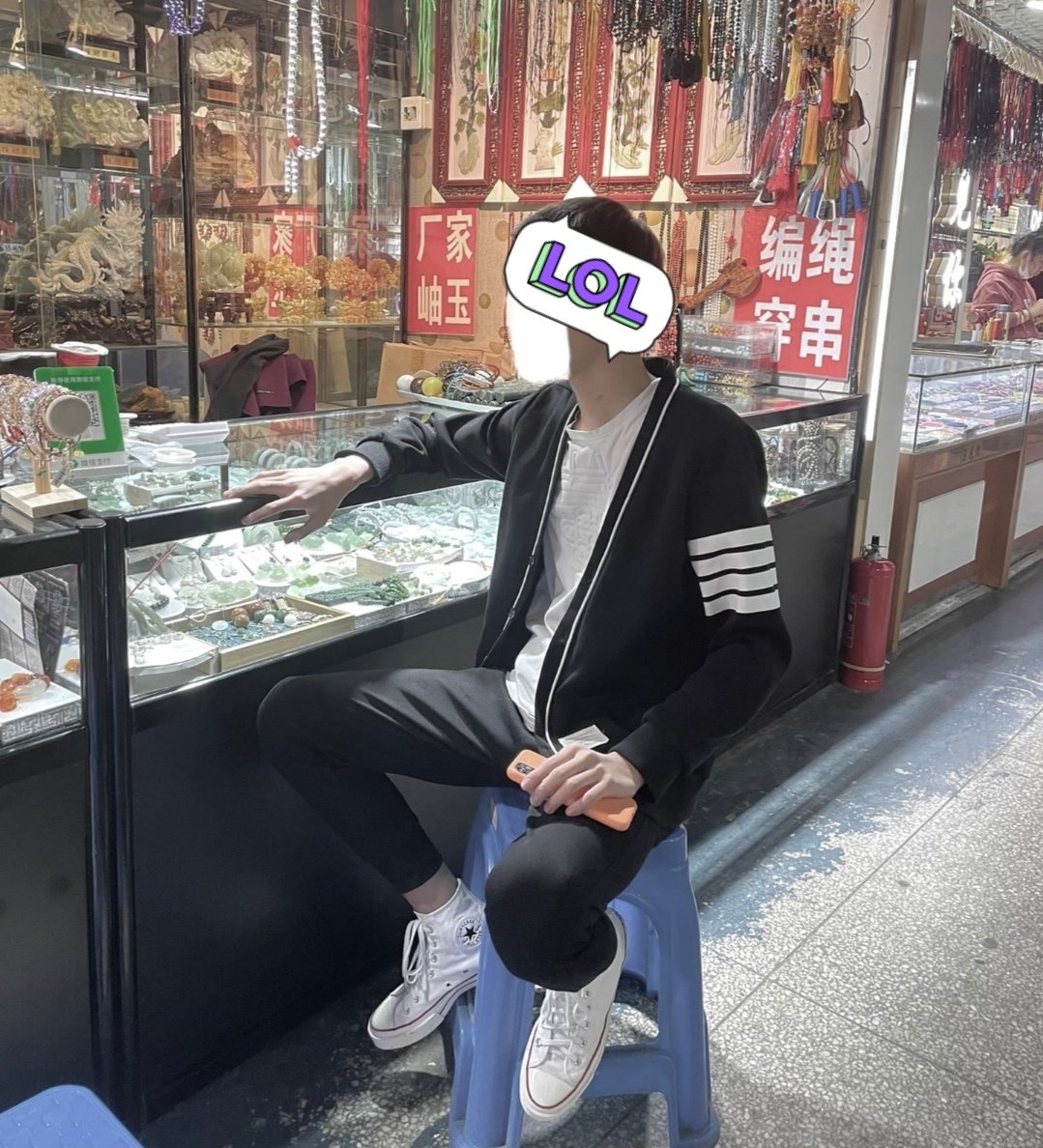 ios2775's tweet photo. 有玩游戏的吗 https://t.co/0Hw19wMsPh