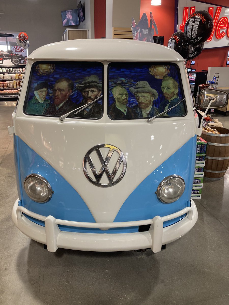 Van Go IPA is on the way to <a href="/FourthCourtHV/">Fourth+Court Hy-Vee</a> #iabeer #IPA #westcoastish #iowabeer #starrynight #vangogh #pints #cans #grocery #DSM #weekend #FridayFeeling #FridayVibe #CraftBeer #VanGo #HappyHour #cheers #NoCoast