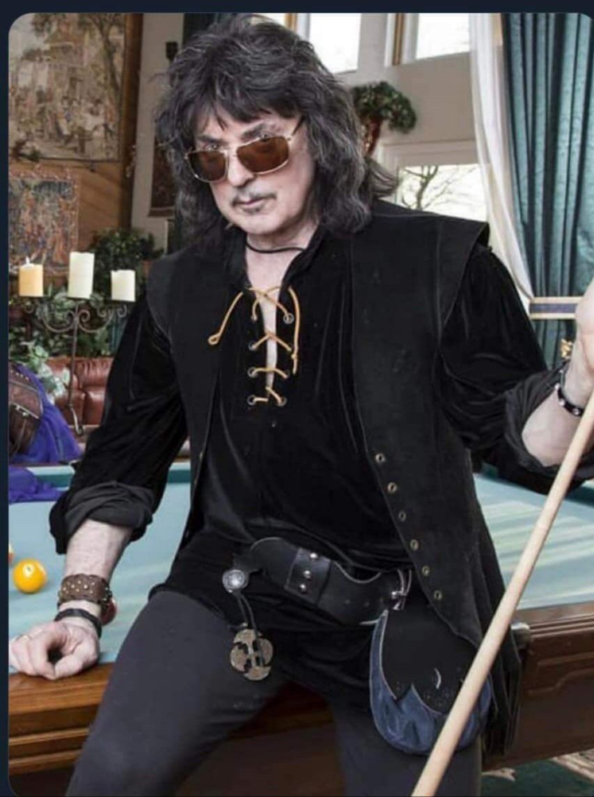 Happy belated birthday to Ritchie Blackmore, for whom every day is GaryCon apparently... 