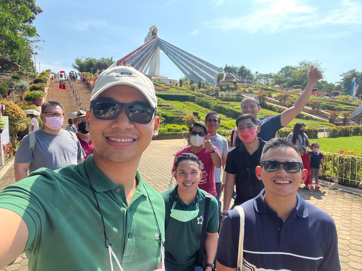 brwinfsc's tweet photo. Good Friday 🙏🏼✨
#HWR2022
#HolyWeekRetreat2022
#FSCVocations https://t.co/DAzCxapz8H