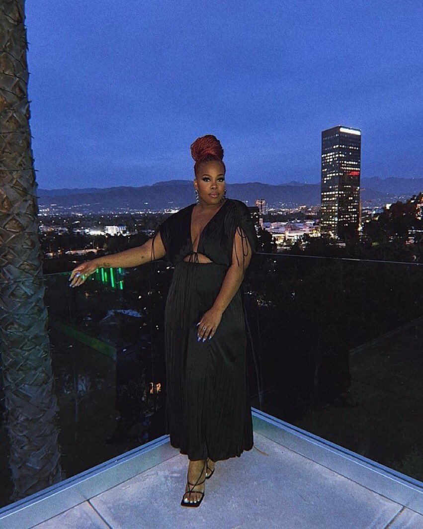 ai olha... tweet media