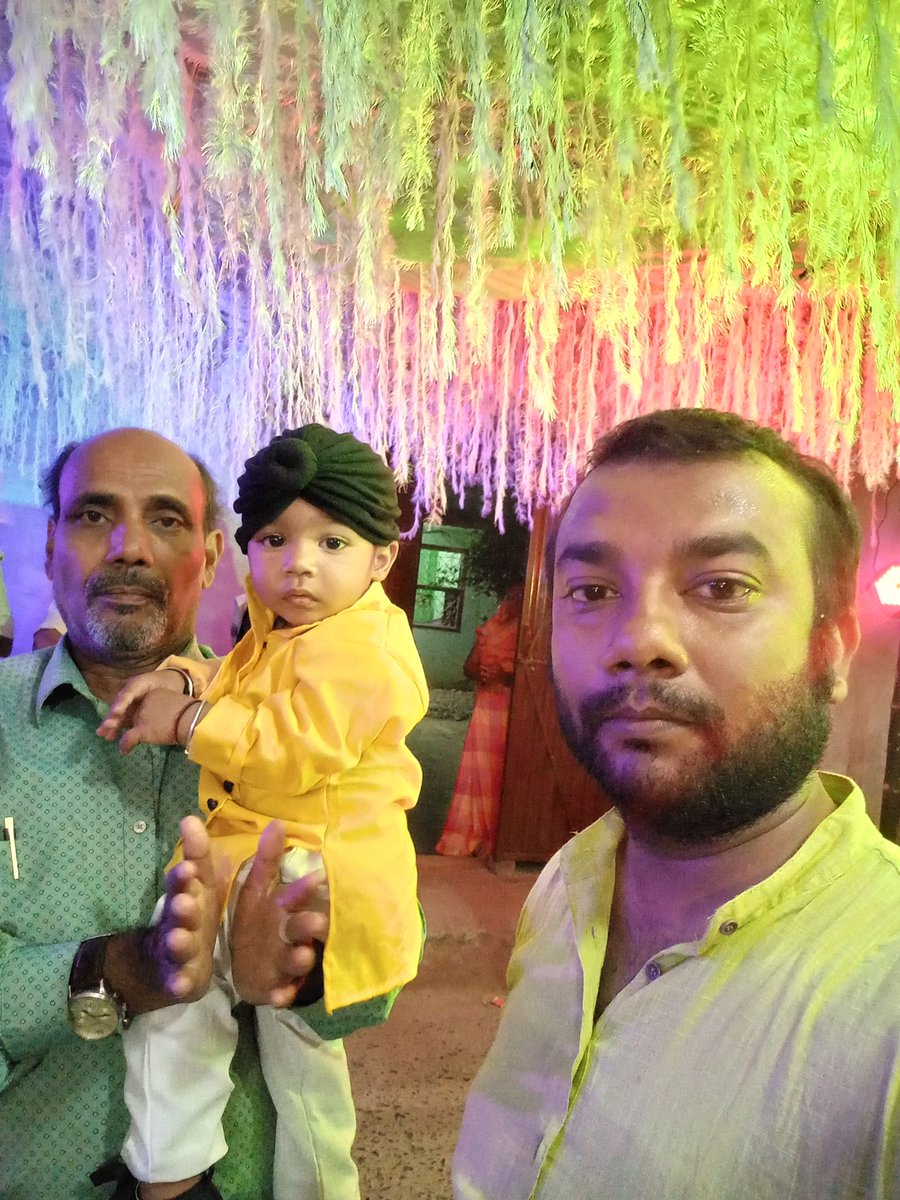 ravikant628's tweet photo. with dad &amp; son @ravikant628 https://t.co/pXvAdu4rEj