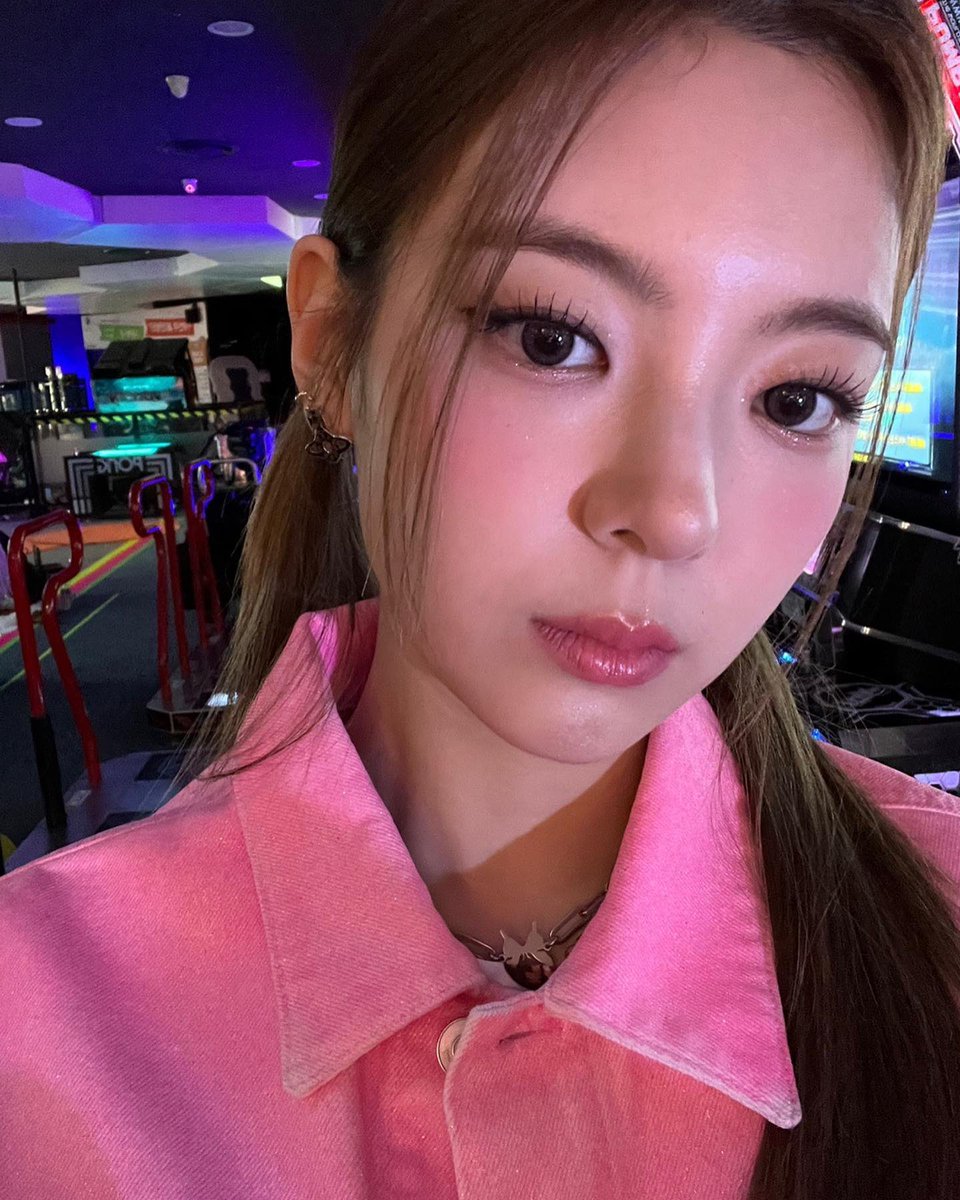jooylia's tweet photo. https://t.co/i5oNc0kpAB