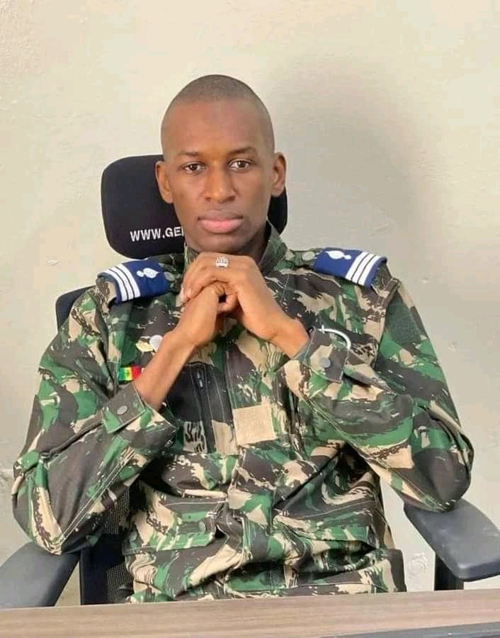 Nguri__'s tweet photo. 🔴Incroyable mais vrai ! 🤩 L'histoire retiendra 🙏🏾 Voici le 1er Sénégalais devenu millionnaire en 24h  Il se nomme Capitaine Touré ❤️ https://t.co/ddvBGMCNAb