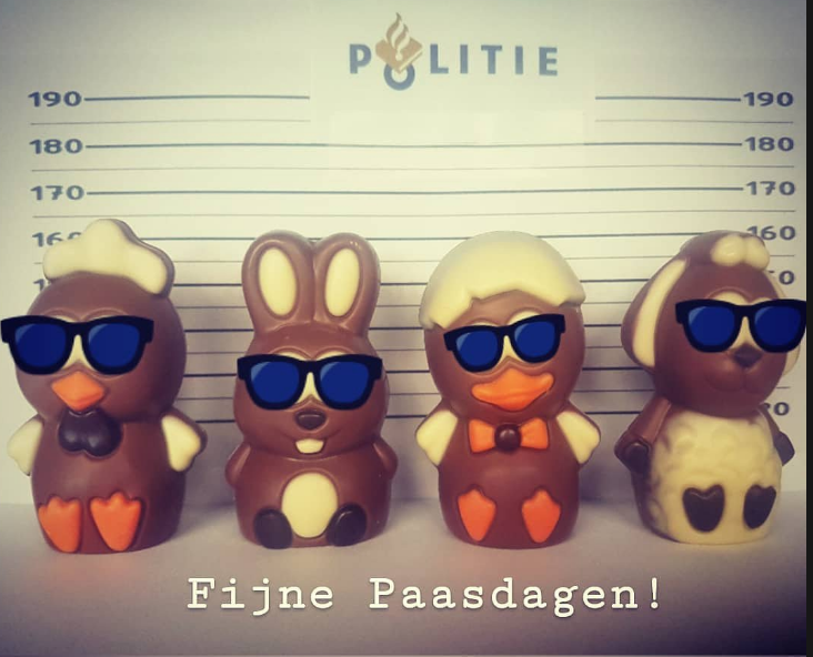 POL_Harlingen's tweet photo. Politie Noordwest Fryslân wenst u fijne paasdagen. Gaat u weg met de paasdagen sluit uw woning goed af. #politienoordwestfryslan #politienoordnederland #politie #harlingen #waadhoeke #terschelling #vlieland #waakzaam #dienstbaar #fryslan #bestsocialpolitie #politie #pasen https://t.co/67yMVe7QkR