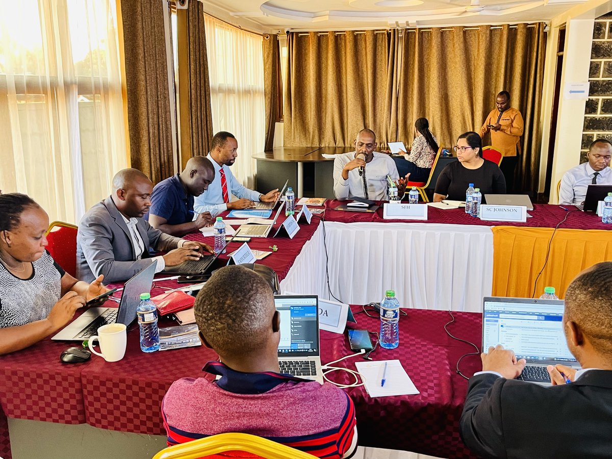 sfhRwanda's tweet photo. The expert working group is discussing key issues relating to, #integration/inclusion of #GLMI activities and cross-border #collaboration into individual country #National Strategic Plans, leveraging #partnerships in resource mobilization, research, and #innovation.. 2/4 https://t.co/77uoBOQFDC