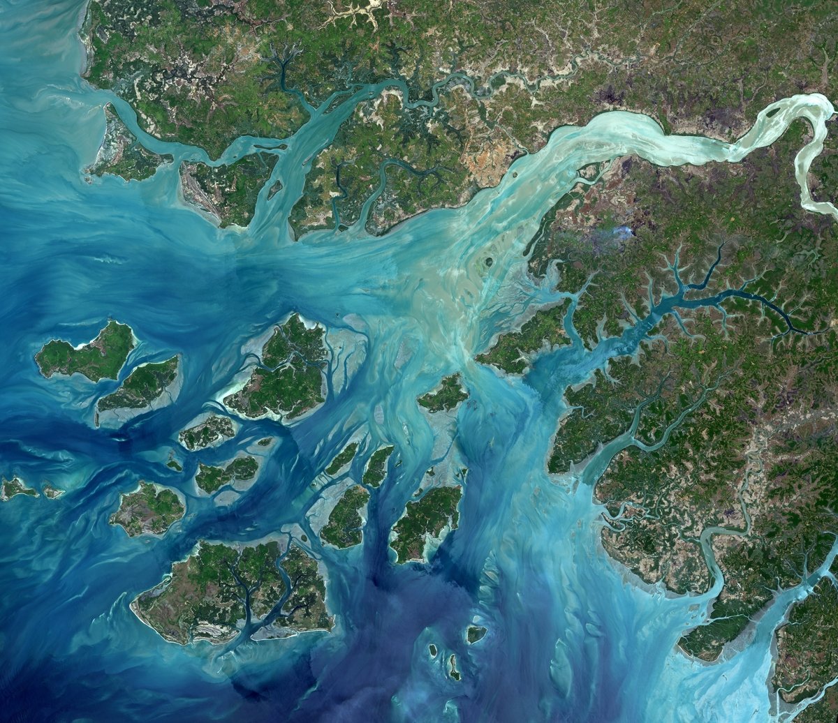 BelgianEO's tweet photo. OK, here's our newest #BEOnewsletter, proudly announcing #STEREO_IV! But also:
🔸using #AI to detect marine plastic litter
🔸#DestinationEarth
🔸2021's record #methane emissions
🔸#EO jobs, events,…
🇬🇧https://t.co/8Y88E3iXT4
🇳🇱https://t.co/FzHns7zw4D
🇫🇷https://t.co/LeTmu47n12 https://t.co/tHxmI4dYKM