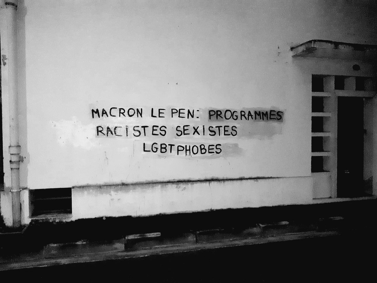 CollagesTLS's tweet image. Collage d'hier soir pour dénoncer la violence des programmes des candidat.e.s au second tour des élections présidentielles.
#Collagesféministes #Toulouse #Électionsprésidentielles2022