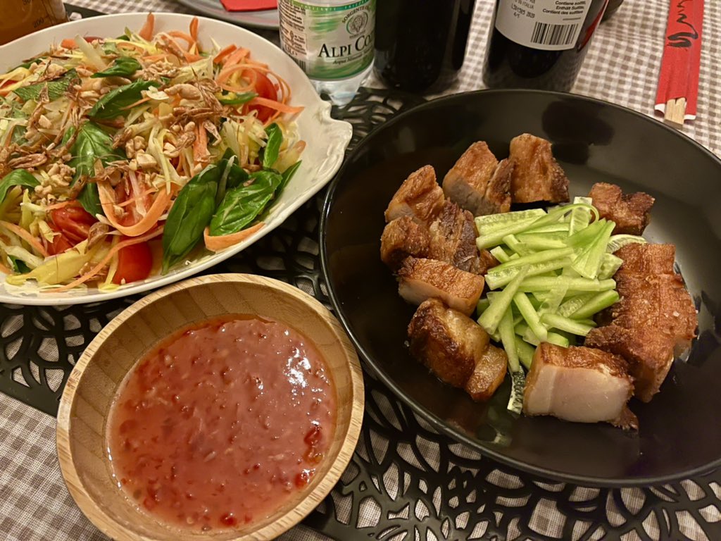 សួស្ដីឆ្នាំថ្មី✨💖 I made some Khmer and Vietnamese dishes to reflect my mixed background and love of good tasting food during celebrations☺️✨ #KhmerNewYear #khmerfood #cambodianfood #vietnamesefood