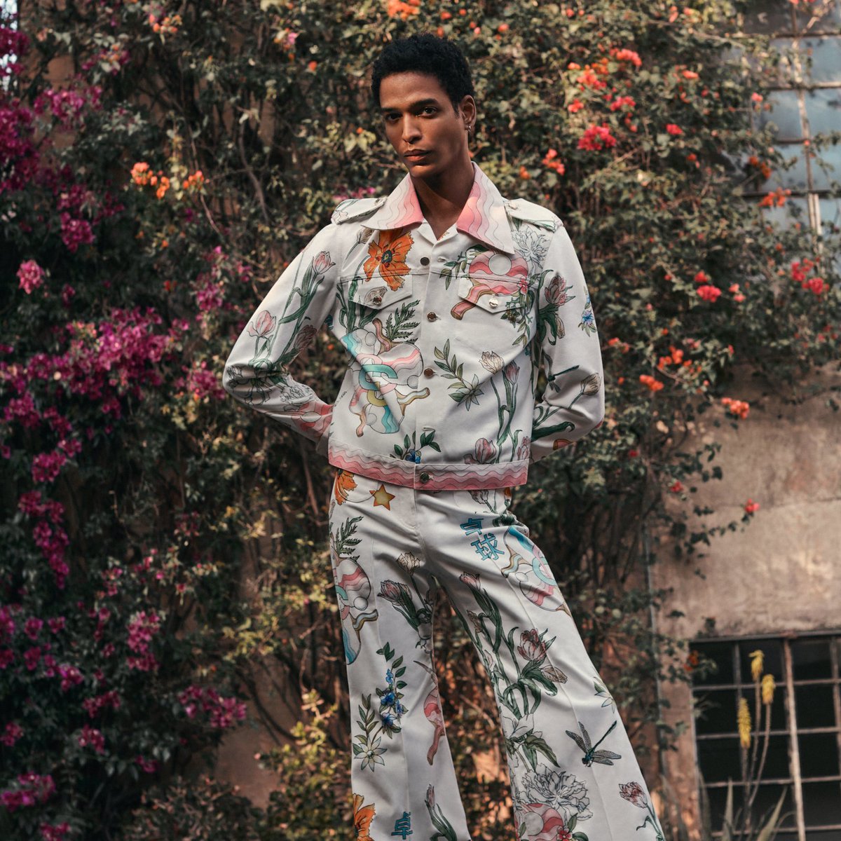 MATCHESFASHION's tweet image. Try Casablanca for maximalist style: bddy.me/37jjlJ6