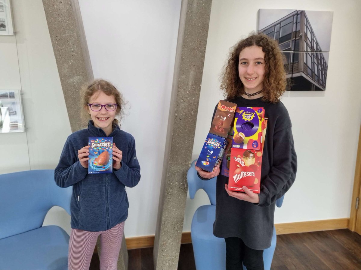 think_market's tweet photo. 🎉 Congrats again to the winners of our Easter Competition! 
Sisters Sadie (R) and Rosie (L) took home lots of choc for 1st place and a runner up respectively. Well done girls, have a lovely Easter!  🎊

#Easter #GoodfeelingFriday #GoodFriday #CompetitionWinners #YoungCreatives https://t.co/XfBuoQHqEC