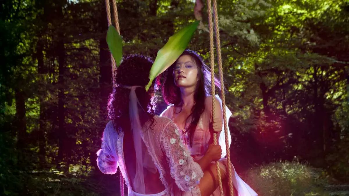 buff.ly/3uHJKcG Drie topgezelschappen – Oostpool, Introdans en Phion – brengen  in de schouwburg Shakespeare-klassieker ‘Midzomernachtsdroom’ in een volledig nieuwe uitvoering.