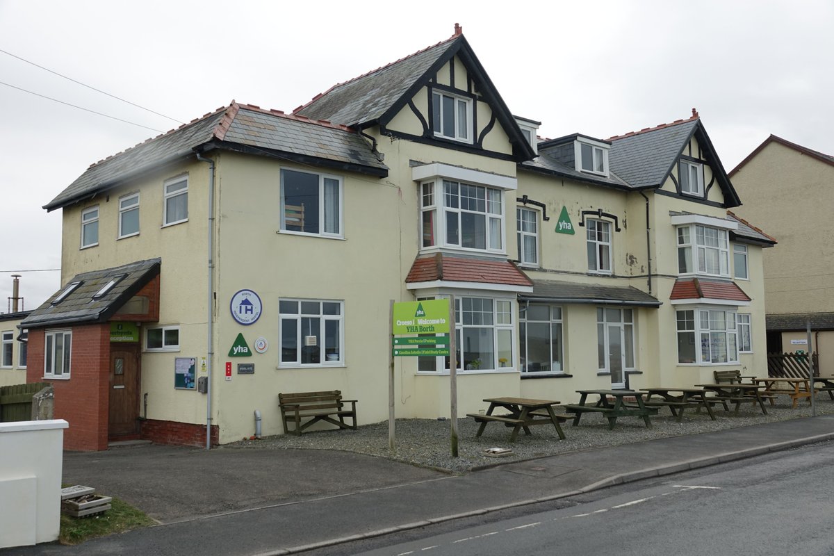 70 years old as a YHA today. Opened Good Friday 1952 still going strong and welcoming guests from all over the World. <a href="/YHAOfficial/">YHA England & Wales</a> <a href="/indiehostelsuk/">Independent Hostels</a> @anitakntweets <a href="/JamesBlakeYHA/">James Blake</a>