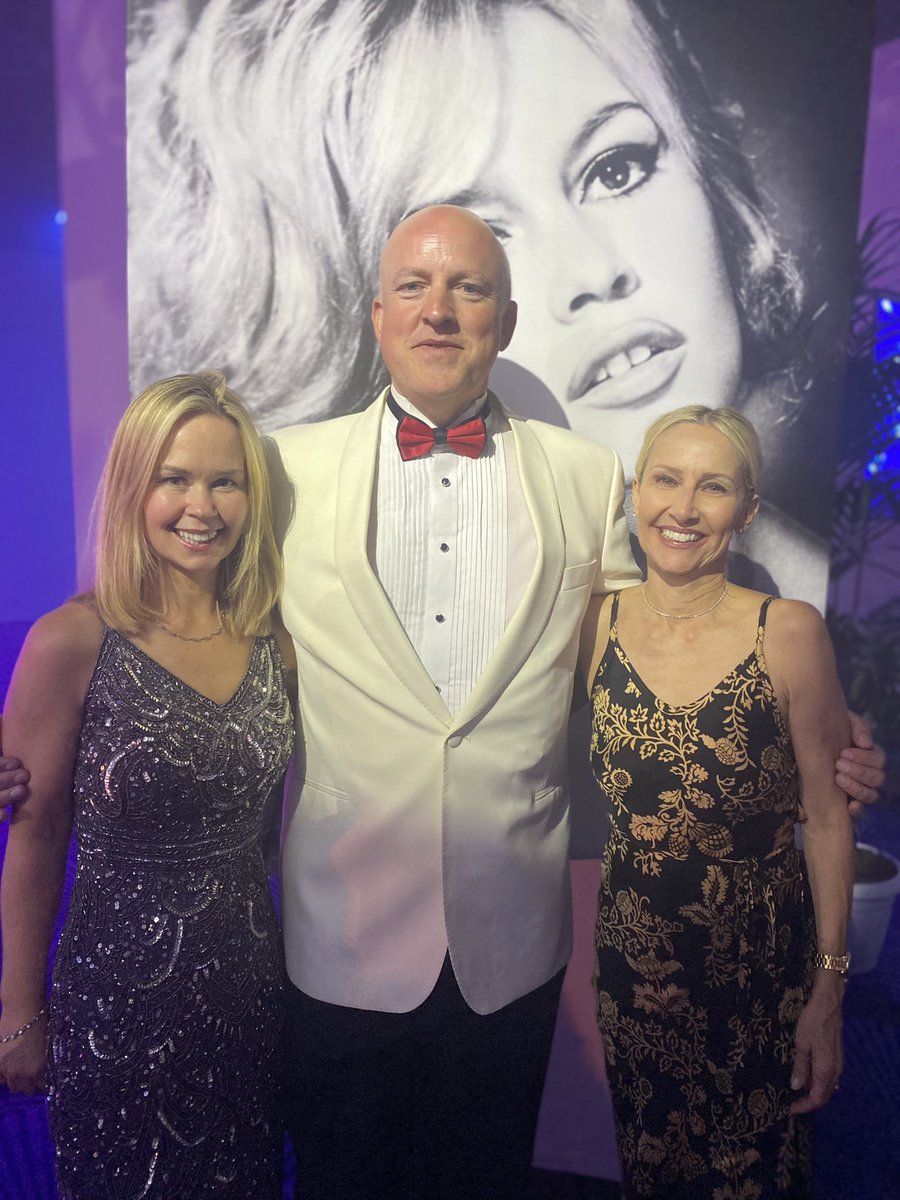carthy_aubrey's tweet photo. Sorry to be reaching the end of #fidiconference2022 in Cannes. Amazing facilities @hotelmartinez and great to meet new and old friends. Huge congrats to Laura Ganon on becoming FIDI president
#fidiconference #cannes #France #globalmoving #fidi https://t.co/uL02v5dexj