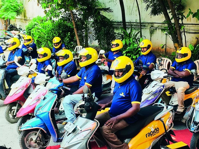 ETNOWlive's tweet photo. India’s #Swiggy leads $180M funding round in Rapido (Agencies) 

#India @swiggy_in @rapidobikeapp #Rapiro #stockstowatch https://t.co/O7yyMPjp36