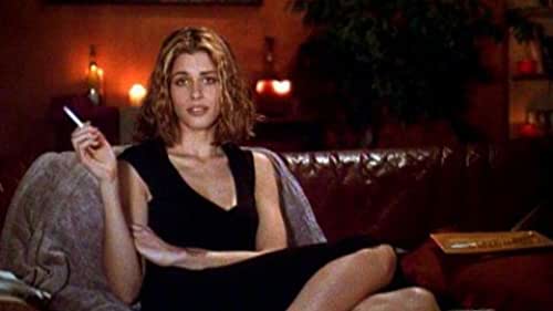 Amanda Peet smoking @sexywomensmoke @writerwr0ng