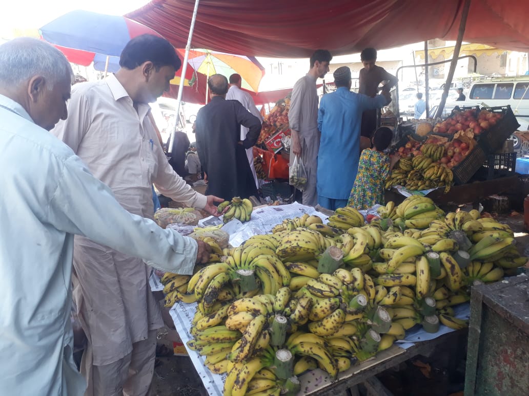 KhelTma's tweet photo. Dated 15/04/2022 
RAMAZAN SASTA BAZAR, Dara Adam Khel https://t.co/5CXBBpPWTV
