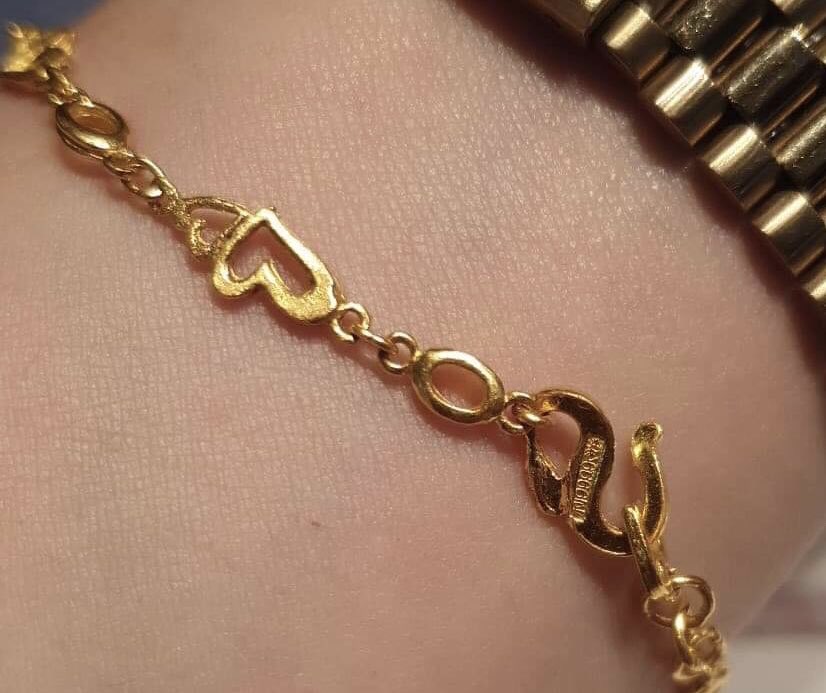 AnonyMous tweet media