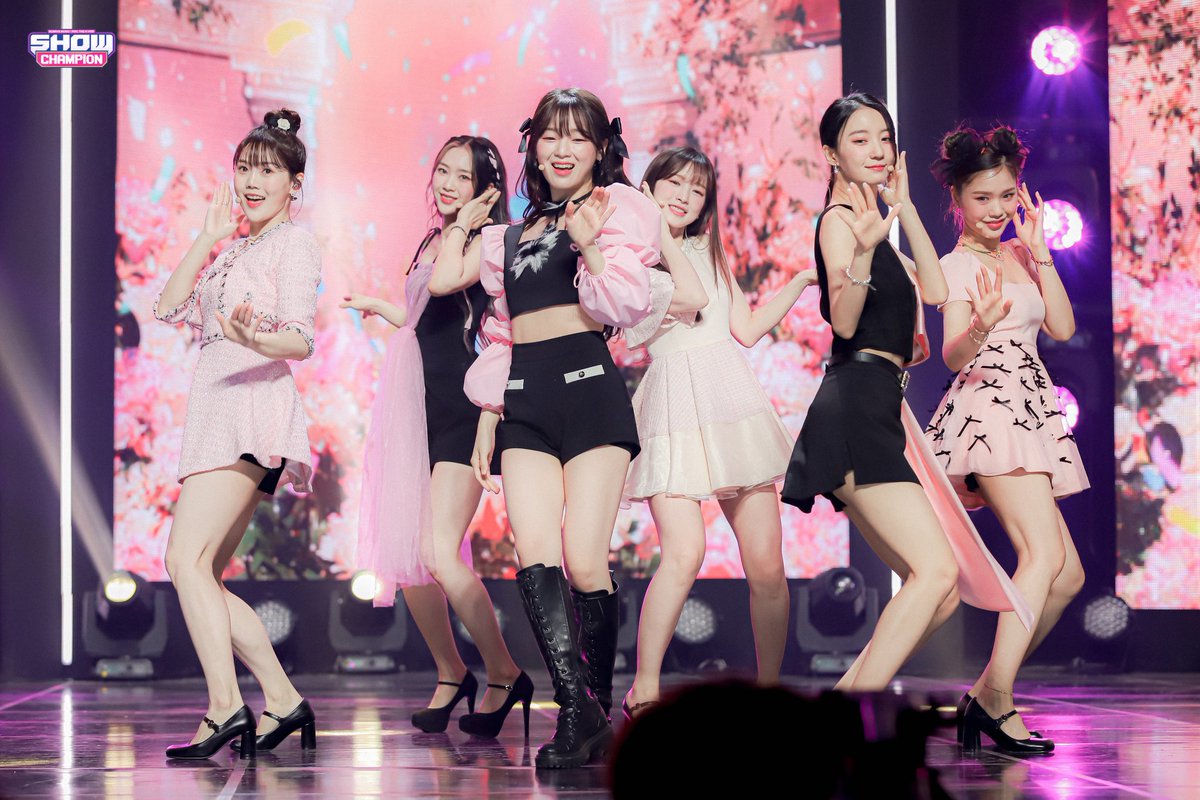 seunghee_pics's tweet photo. #오마이걸 https://t.co/pFwxuPfgz6