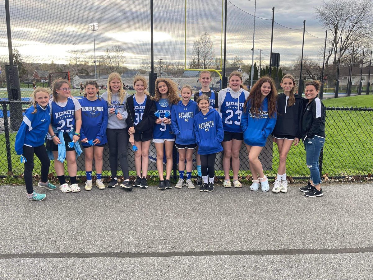 Thank you to the NASD teachers who made a positive impact in our senior’s education &amp; to all of the Clippers who came out to support us! We were tied with 30 secs left ➡️Federico➡️Singer➡️Osmun &amp; Julia Novak hit the back of the net with 2 secs left to put us on top 10-9 over NWL!