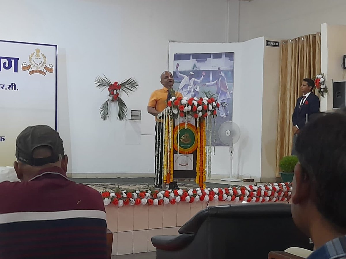 DefenceAccounts's tweet image. #CGDA Rajnish Kumar, #IDAS laid the foundation stone for the office complex of Pay &amp;amp; Accounts Office (PAO) - Other Ranks at the Punjab Regimental Centre (PRC) at #Ramgarh in #Jharkhand.

The PAO caters to the #pay &amp;amp; #allowances of more than 22,000 #jawans of the #Punjab Regiment.