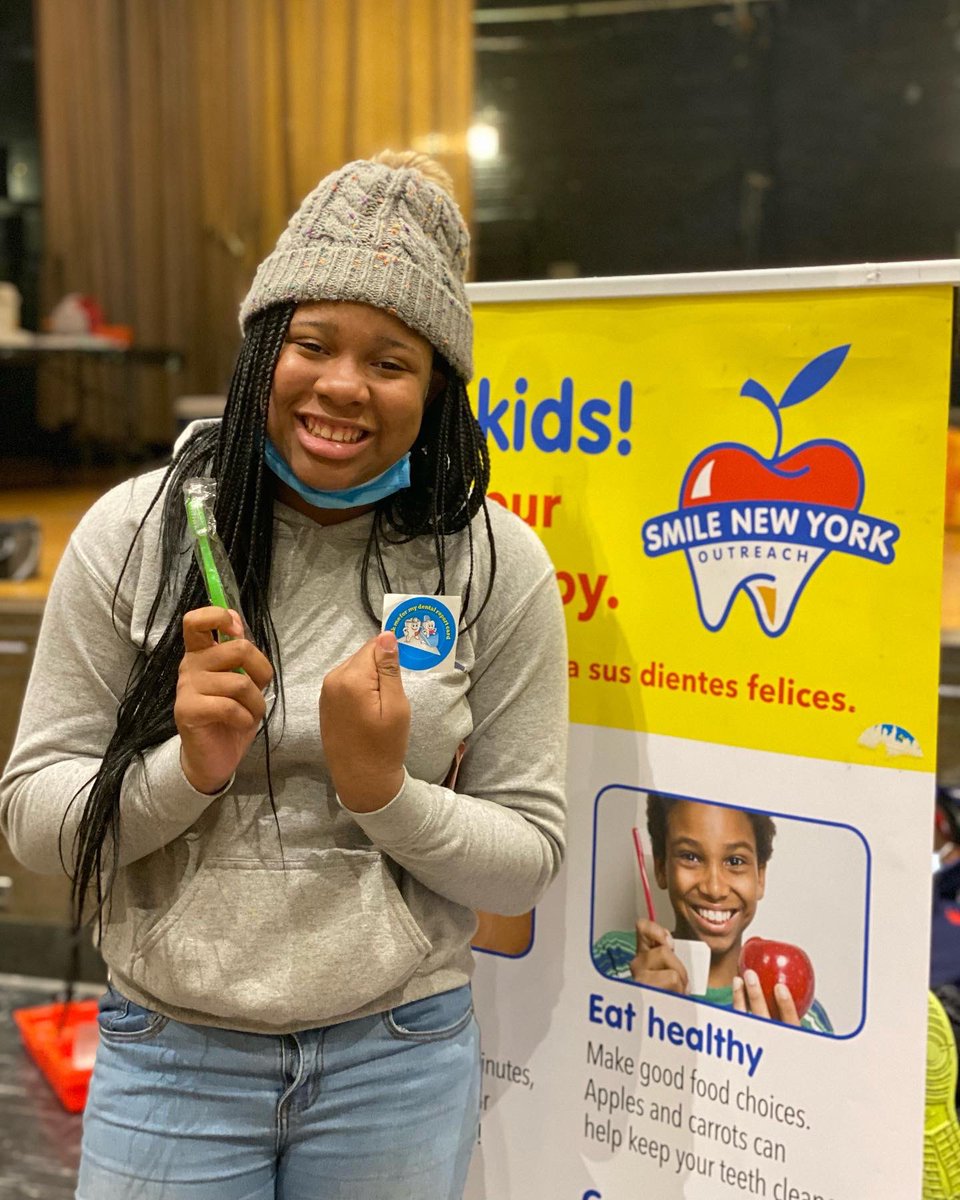 BWA09x323's tweet photo. Smile 😃 came to visit and gave cleanings to our kids! More info at https://t.co/7exGWeS6rE @ucs_uft @CSD9Bronx #NYCDistrict9 #BronxCouncilDistrict16 #BronxCommunityBoard4 @NYCSchools @NYCMayorsOffice @DOEChancellor @nycgov https://t.co/JjuJ8PzZ9v