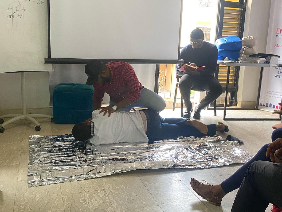 EResponseAfrica's tweet photo. Why Train with us?
- Knowledge: What You Need to Know About CPR and First Aid.
- Skills: What You Need to Do as a CPR or First Aid Provider.
- Experience: Putting CPR and First Aid Lessons into Practice.
- Confidence: Being Ready to Help (While Understanding Your Limitations) https://t.co/OyGwlzmy3m