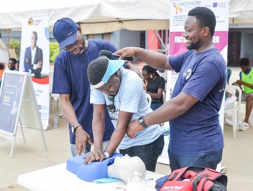 EResponseAfrica's tweet photo. Why Train with us?
- Knowledge: What You Need to Know About CPR and First Aid.
- Skills: What You Need to Do as a CPR or First Aid Provider.
- Experience: Putting CPR and First Aid Lessons into Practice.
- Confidence: Being Ready to Help (While Understanding Your Limitations) https://t.co/OyGwlzmy3m