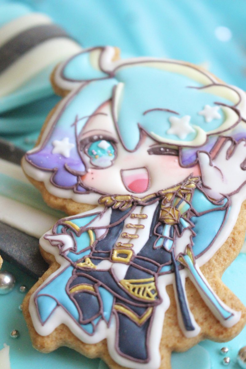ビビちゃん(@bibitarumono_ )の イラストをアイシングクッキーに