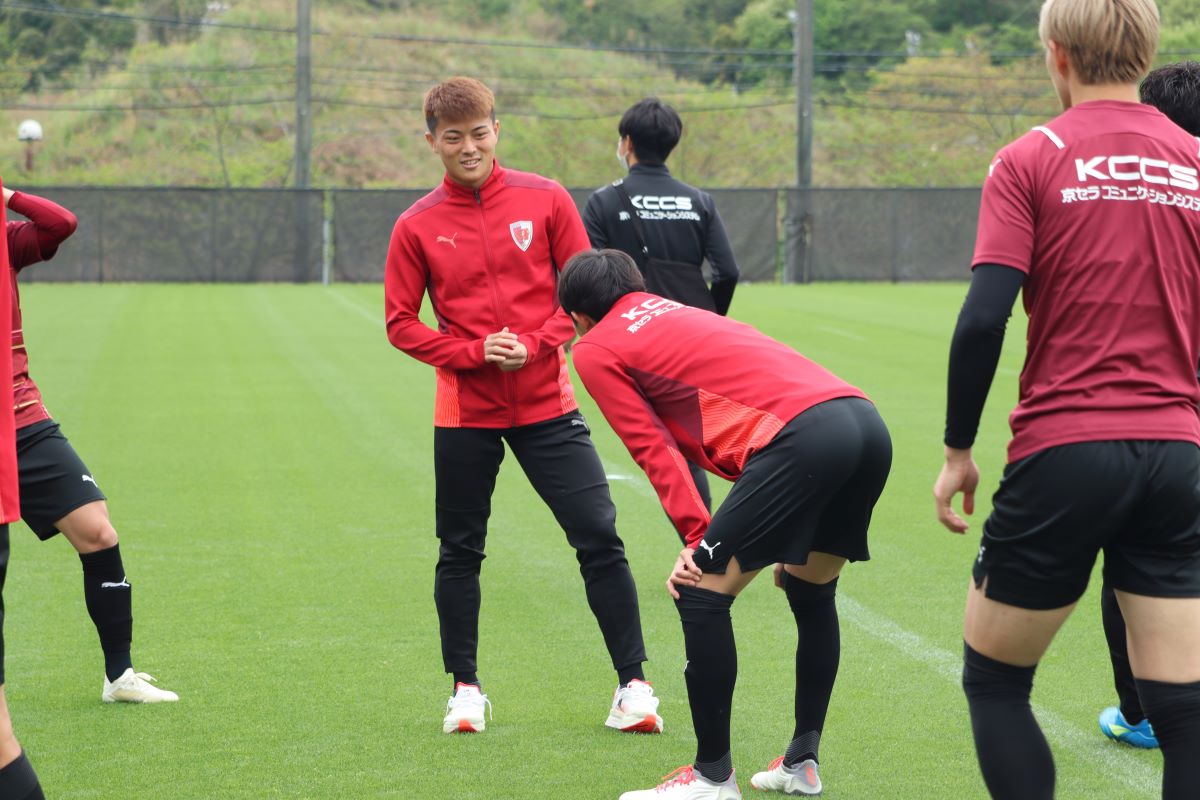 本日のトレーニングフォト📸をInstagramに更新しました✨
instagram.com/p/CcXwu96Pe4c/…

いつものようにベストな準備をして、エナジーを出し切ったトレーニング🔥

#田中和樹 選手の元気な姿も。ご心配いただいたファン・サポーターの皆さま、ありがとうございます😊

#京都サンガ #SAdvdnture #みんな輝け