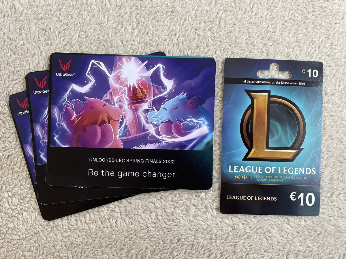 hehnal_'s tweet photo. 🔥 GIVEAWAY 🔥

Since I have enough skins already I’m giving away some League goodies:

🎁 1x 10€ RP card
🎁 3x Hextech Chest + Key

How to enter:
- retweet this tweet
- follow me

I’ll draw 4 winners on Monday! EUW only. Good luck 🍀 https://t.co/xfhJHxhQZy