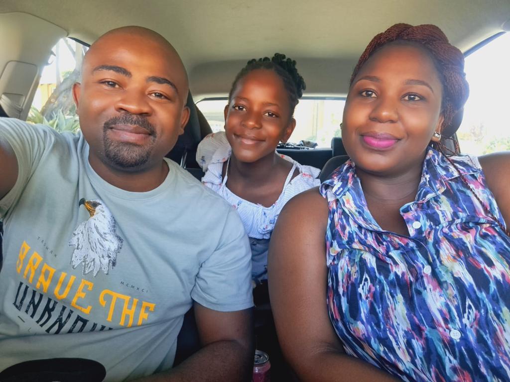 Mkhathini_03's tweet photo. Full loaded Family of 3 π @Makro_SA #FullyLoadedEaster https://t.co/6HKHlDoSQt