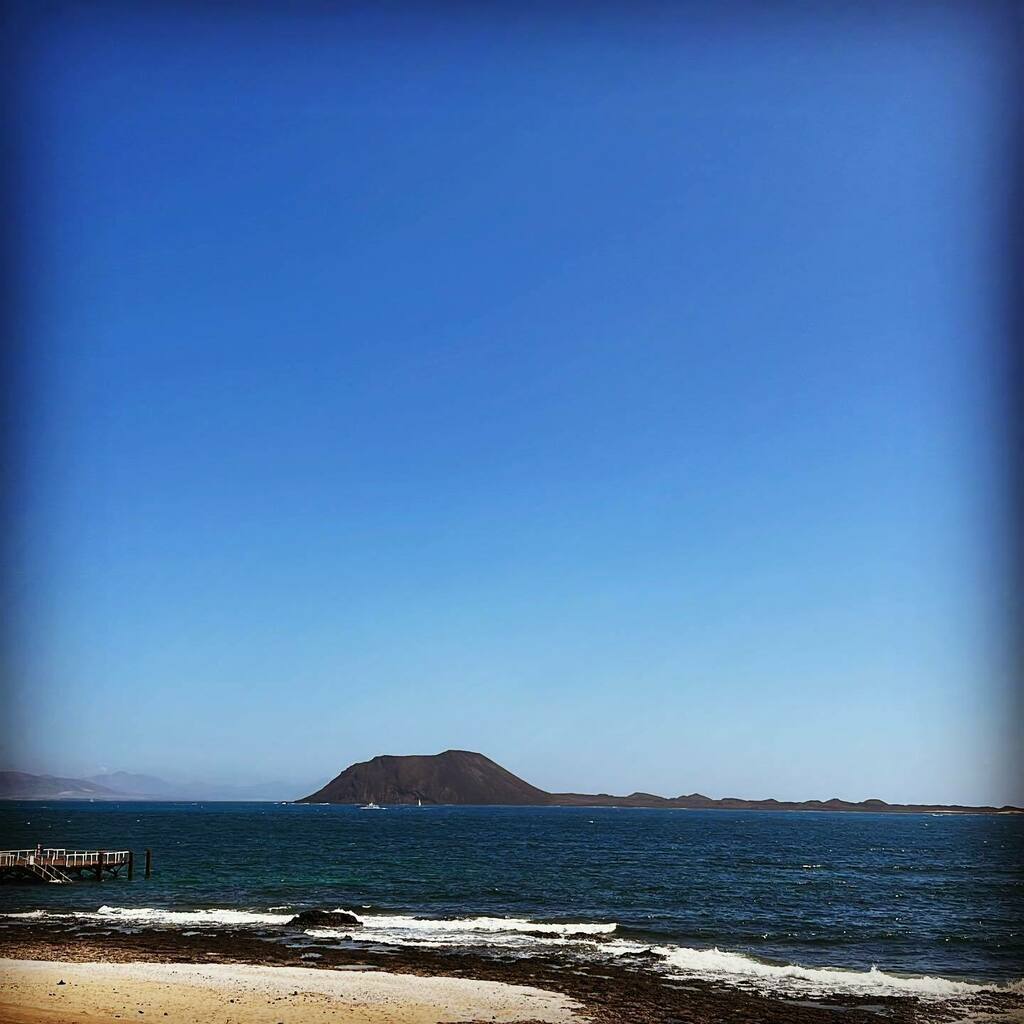 Lovely view for the next couple days. Though travel still feels a bit scary!  #adayinthesun instagr.am/p/CcXnzwzIN32/