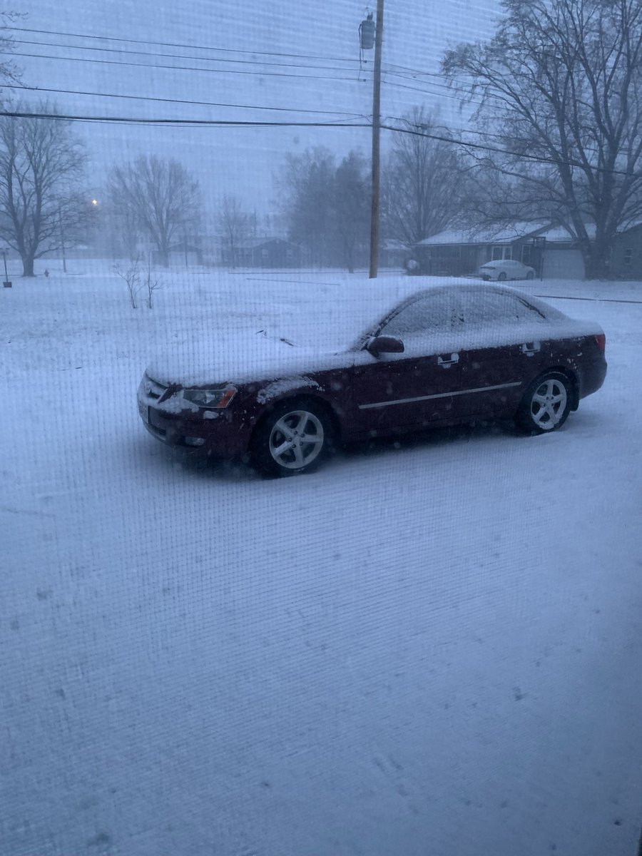 chaderoth's tweet photo. Go home Winter, you’re drunk. https://t.co/wKxlMmGE7Q