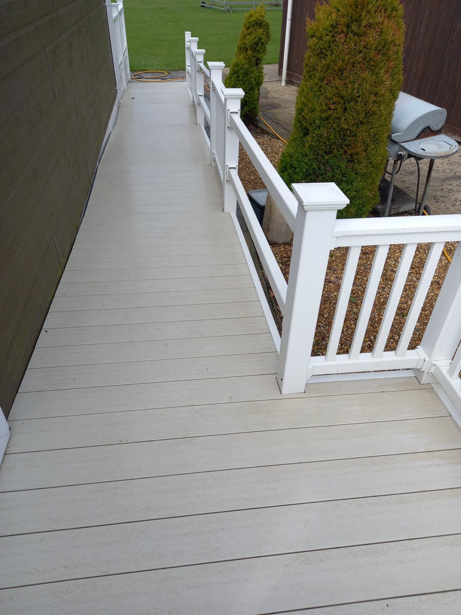 halverQEII's tweet image. Last minute jobs getting ✔ off